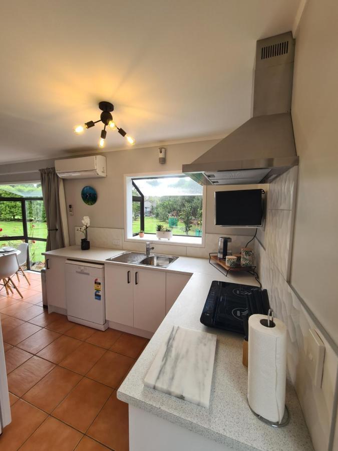 Kendall - New Zealand * Kerikeri